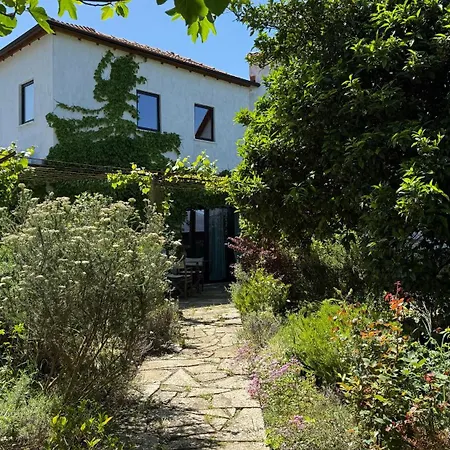 Cornelia, Vakantiehuis